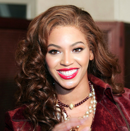 Beyonce's Thick Brown Curls