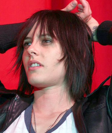 katherine moennig hairstyle. Katherine Moennig with her