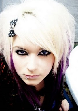 Emo Hair Styles With Image Emo Girls Hairstyle With Short Blond Emo Haircut Picture 5