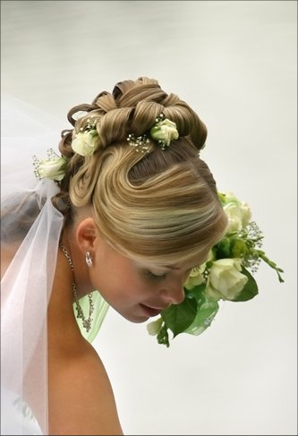 wedding hair with flowers and veil